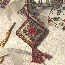 Christmas Treasure Tree Trim